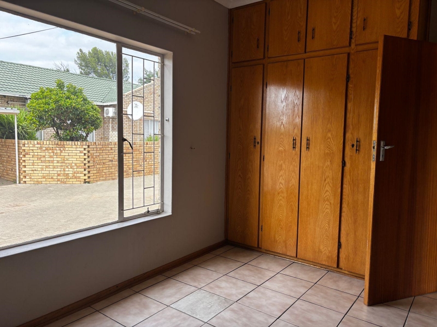 2 Bedroom Property for Sale in Aliwal North Eastern Cape